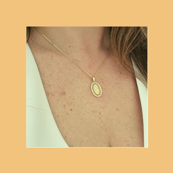 Collar con Medalla Virgen