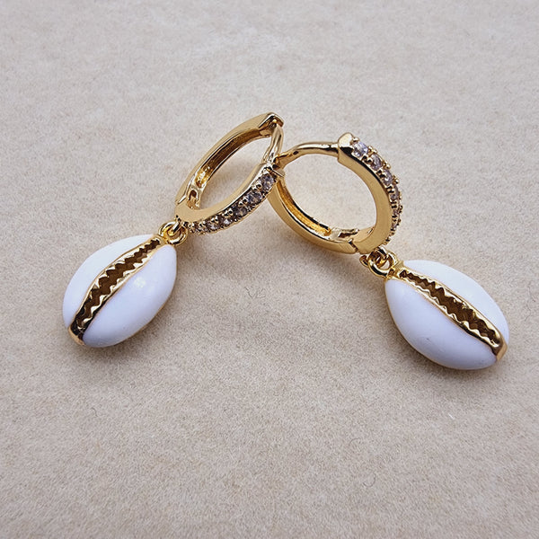 Preciosos pendientes Caracol Blanco