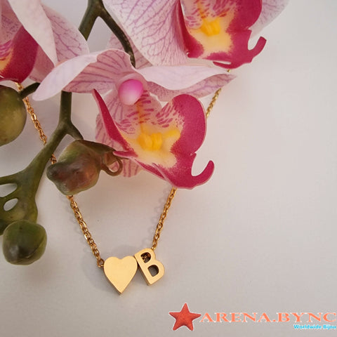 Collar con Inicial Letra B